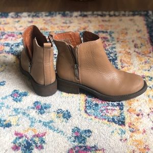 Lucky brand 🍀 boots 6.5 👢